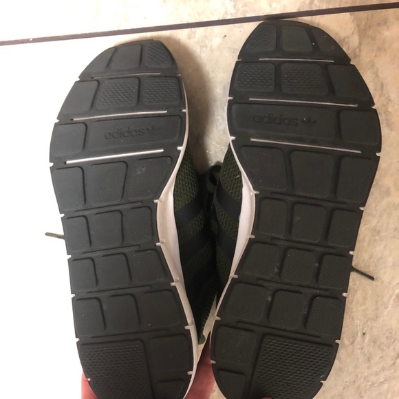 Adidas olive green shoes men’s size 11 - Picture 5 of 5